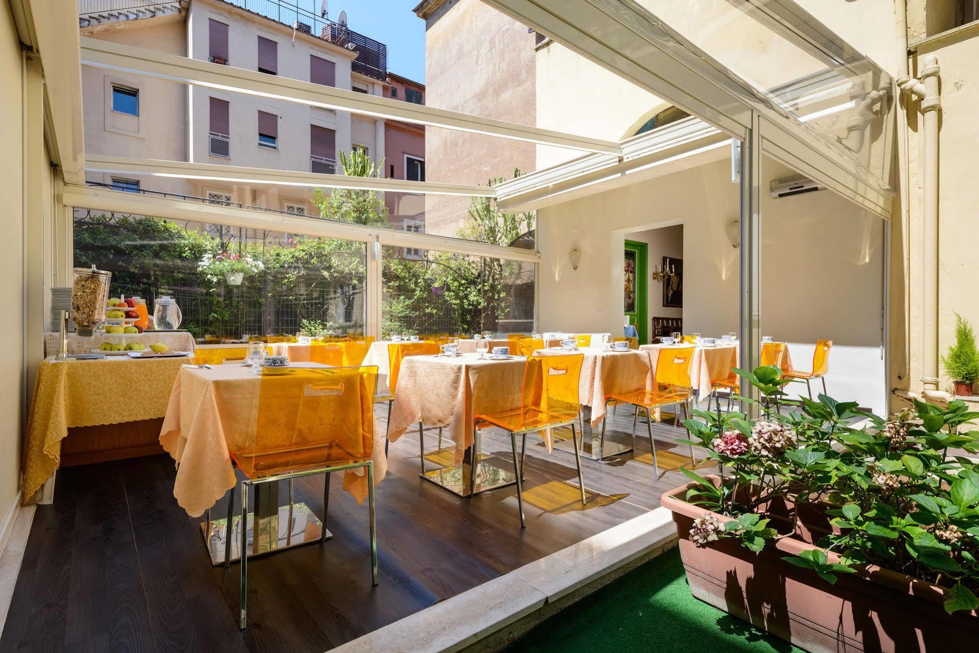 Hotel St. Moritz Rome Bagian luar foto